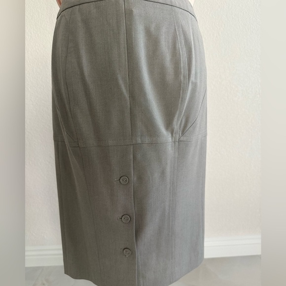 Victoria's Secret Gray Pencil Skirt - Picture 4 of 5
